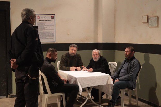 Eşkıya Dünyaya Hükümdar Olmaz : Fotoğraf