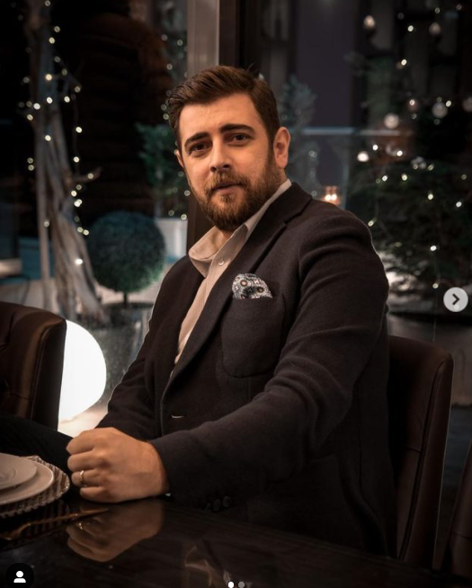 Afiş Mert Türkoğlu