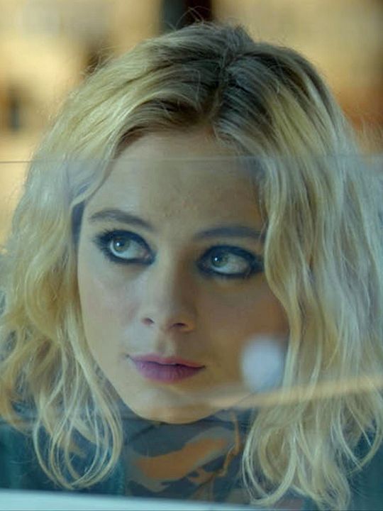 Afiş Athena Strates