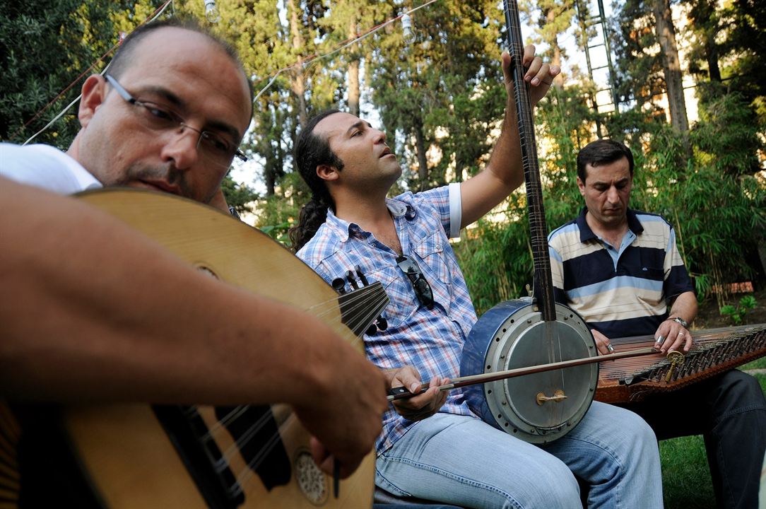 Bir Gevrek, Bir Boyoz, İki de Kumru : Fotoğraf