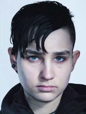 Afiş Bex Taylor-Klaus