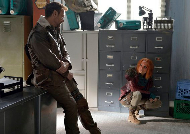 Defiance : Fotoğraf Grant Bowler, Stephanie Leonidas