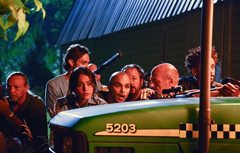 Under The Dome : Fotoğraf Dean Norris, Natalie Martinez