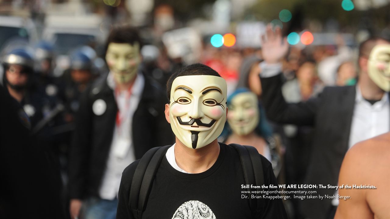 Biz Birliğiz: Hacktivistlerin Hikâyesi : Fotoğraf