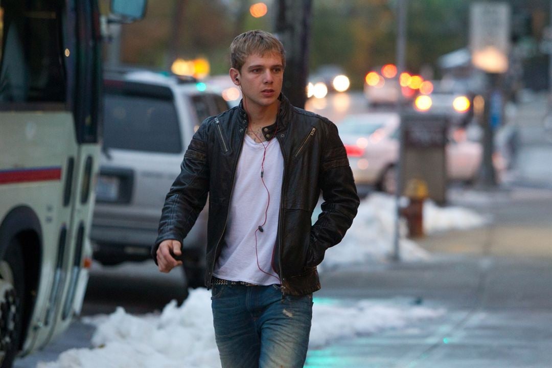 Sanal Hayatlar : Fotoğraf Max Thieriot