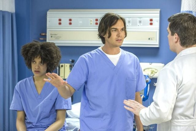 Fotoğraf Tyler Blackburn, Britne Oldford