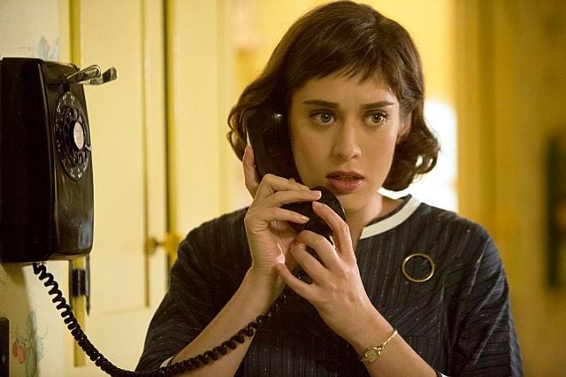 Fotoğraf Lizzy Caplan