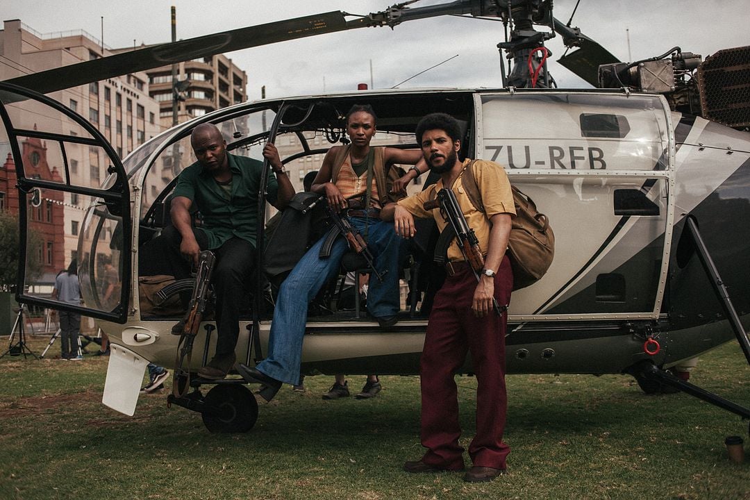 Silverton Siege : Fotoğraf Thabo Rametsi, Noxolo Dlamini, Stefan Erasmus