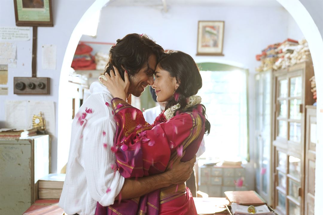 Fotoğraf Shahid Kapoor, Mrunal Thakur