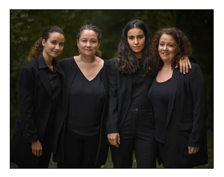 Divertimento : Fotoğraf Nadia Kaci, Oulaya Amamra, Lina El Arabi