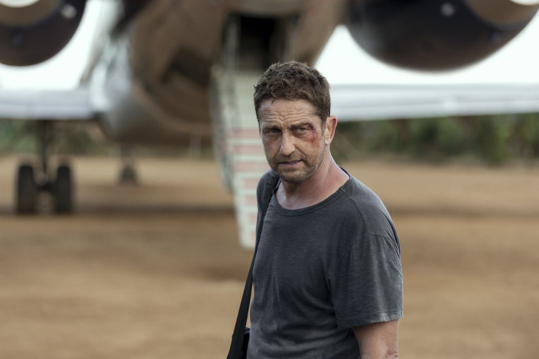 Uçak : Fotoğraf Gerard Butler
