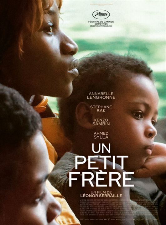 Un petit frère : Afiş