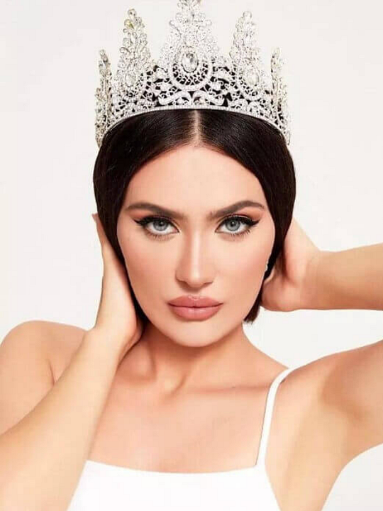 Afiş Banu İslam Şucai