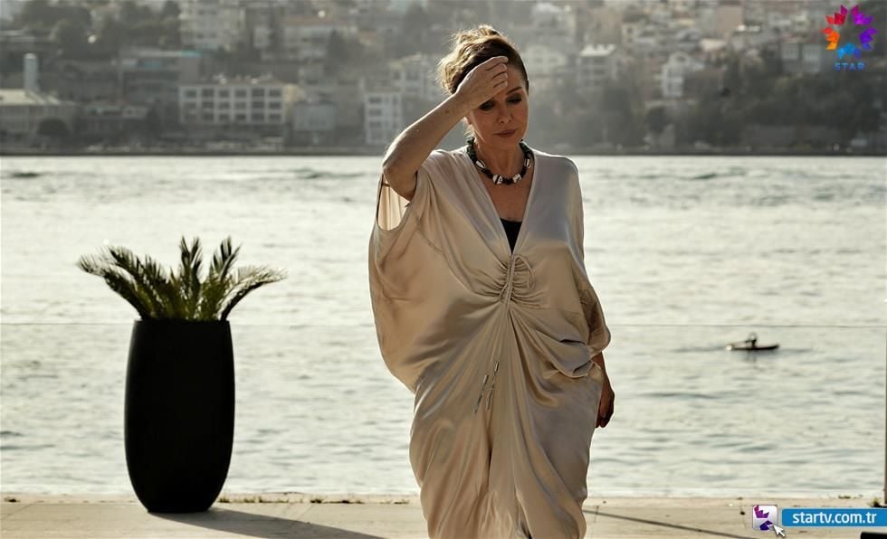 Gecenin Ucunda : Fotoğraf