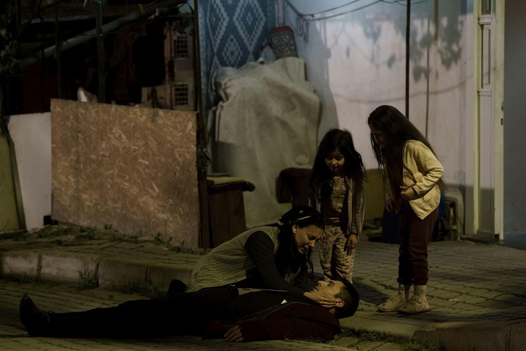 Camdaki Kız : Fotoğraf