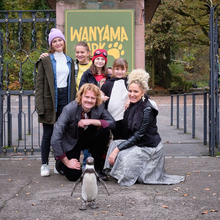 Kaos Kardeşler ve Penguen Paul : Fotoğraf Janine Kunze, Max Giermann