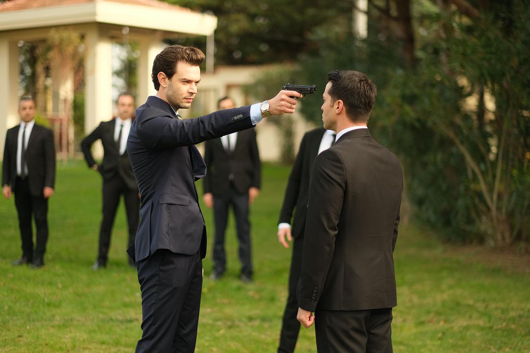 Altın Kafes : Fotoğraf